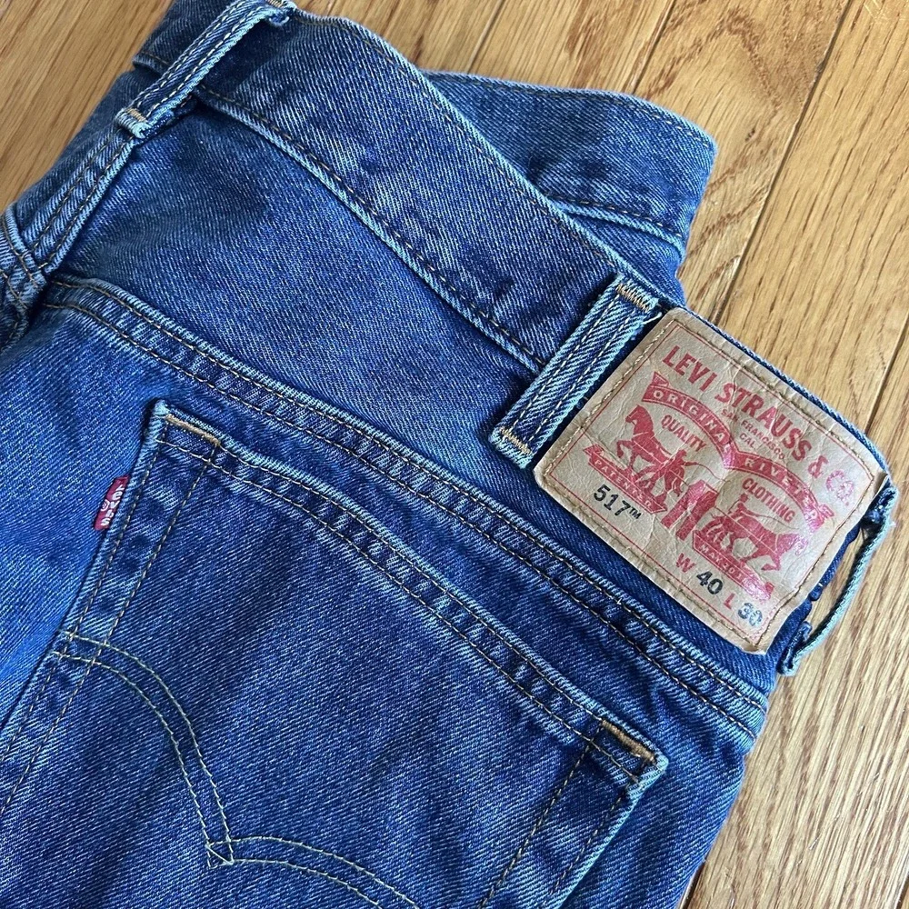 Levi's 517 Boot Cut Mens Jeans Size 40x30 (Actual 40x30) Blue Denim